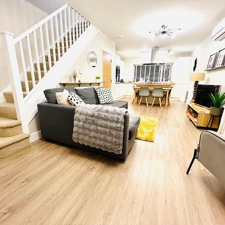 The Duplex Margate With Deck & Living Space Air Conditioning Екстер'єр фото